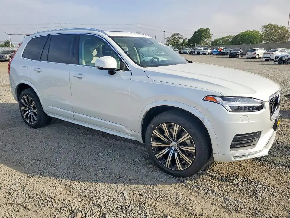 2023 VOLVO XC90 CORE  
