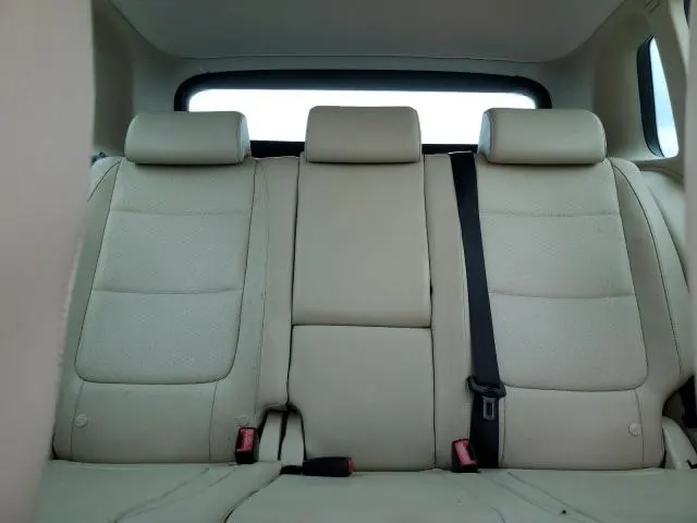 2010 VOLKSWAGEN TIGUAN S  