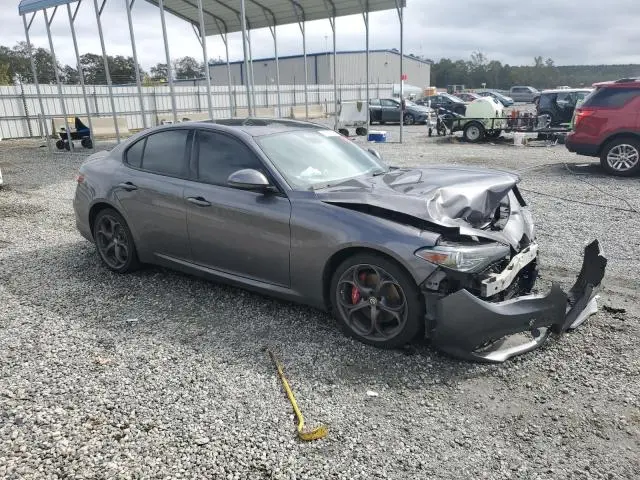 2017 ALFA ROMEO GIULIA TI Q4  
