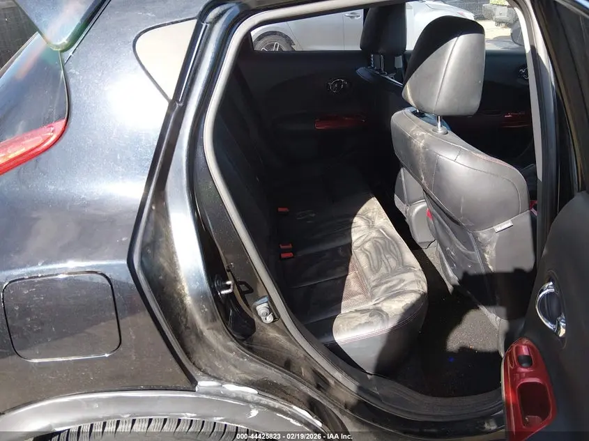 2011 NISSAN JUKE SL