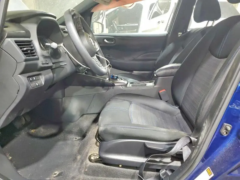 2022 NISSAN LEAF S  