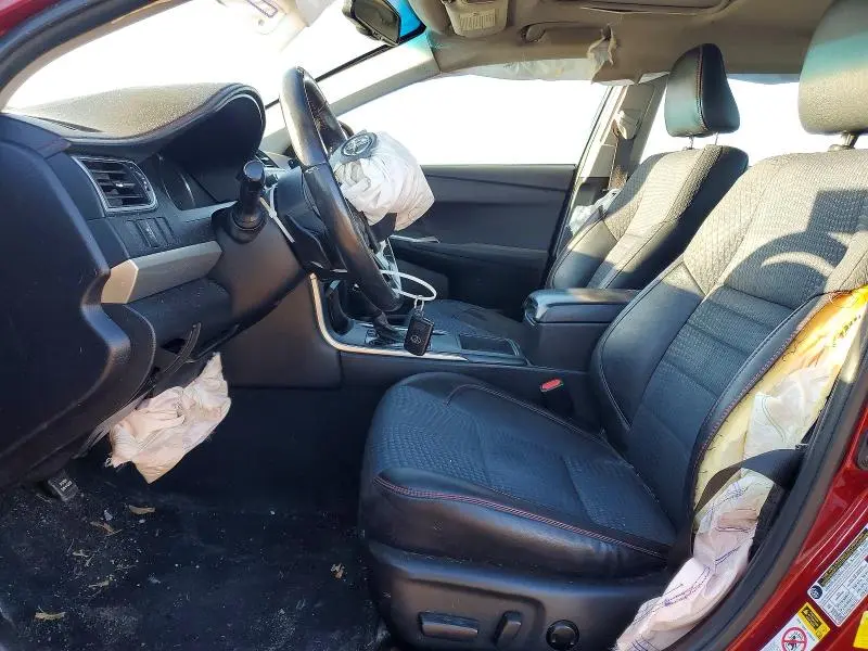 2015 TOYOTA CAMRY SE  