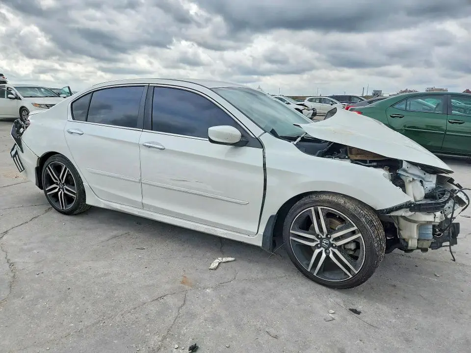 2017 HONDA ACCORD SPORT  