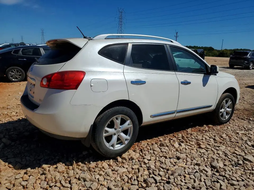 2011 NISSAN ROGUE S  