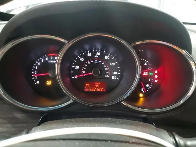 2013 KIA SORENTO LX  