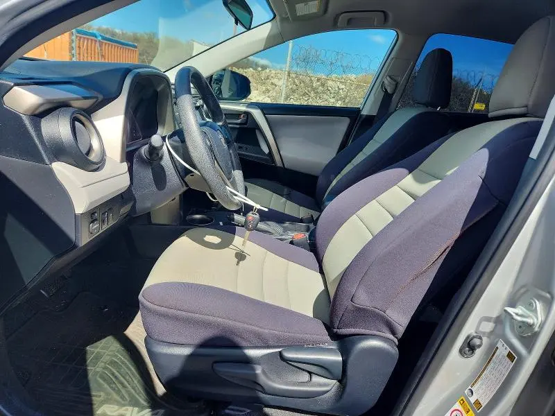 2014 TOYOTA RAV4 LE  