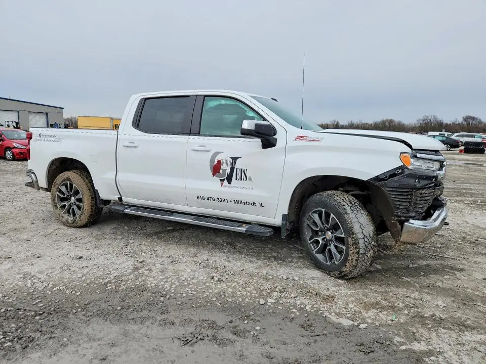 2025 CHEVROLET SILVERADO K1500 LT  