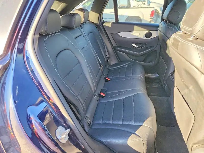 2019 MERCEDES-BENZ GLC 300 4MATIC  