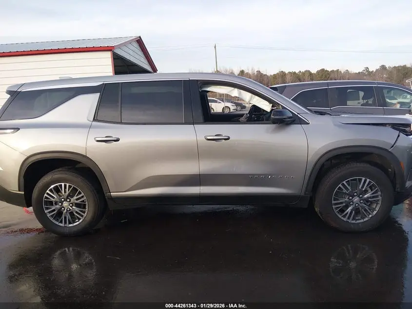 2024 CHEVROLET TRAVERSE FWD LS