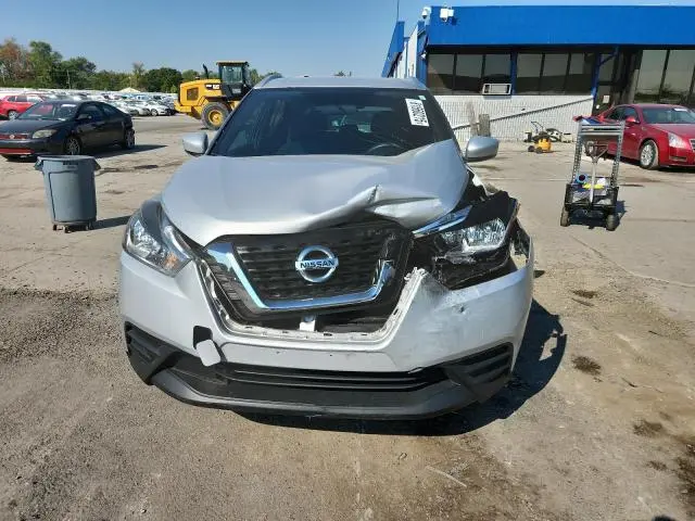 2019 NISSAN KICKS S