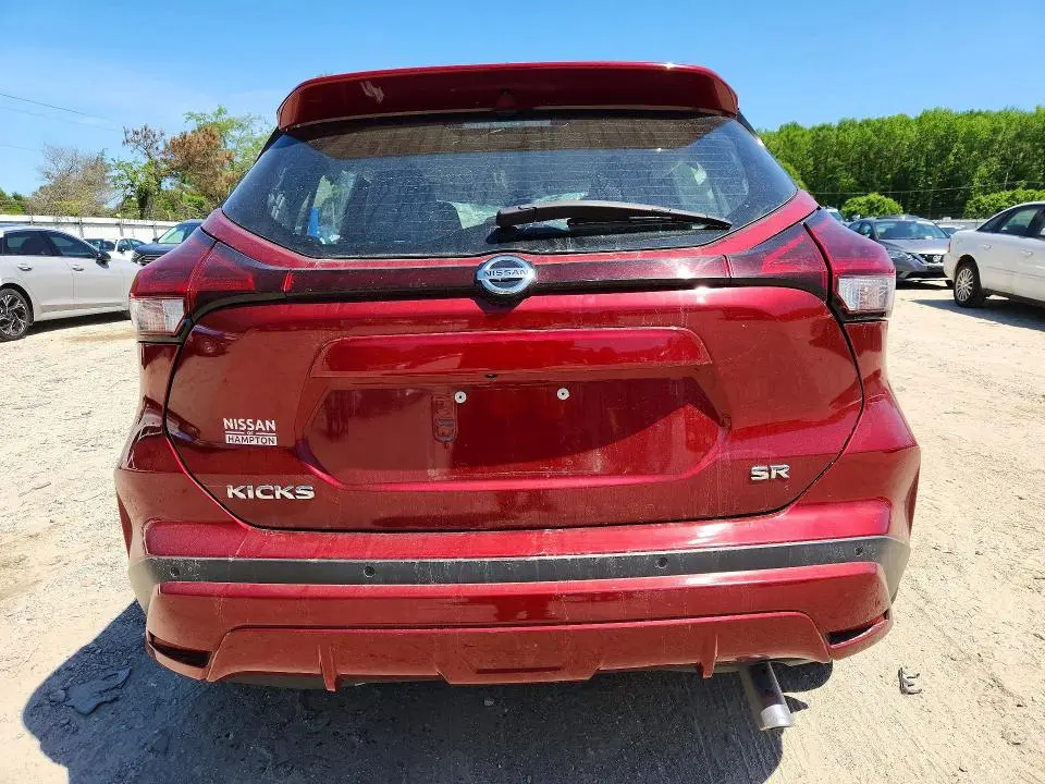 2021 NISSAN KICKS SR  