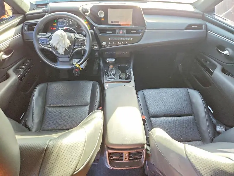 2023 LEXUS ES 300H BASE  