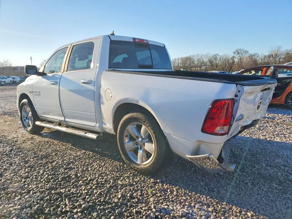 2013 RAM 1500 SLT  