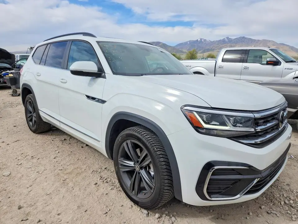2021 VOLKSWAGEN ATLAS SE  