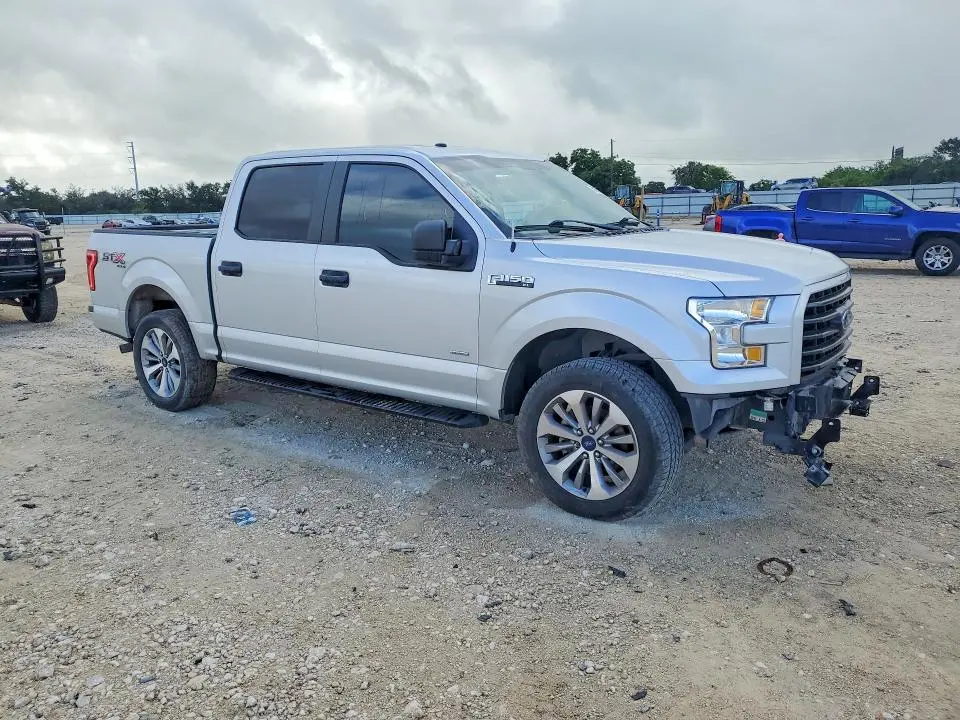 2017 FORD F150 SUPERCREW  