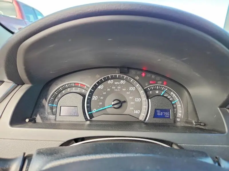 2012 TOYOTA CAMRY LE  
