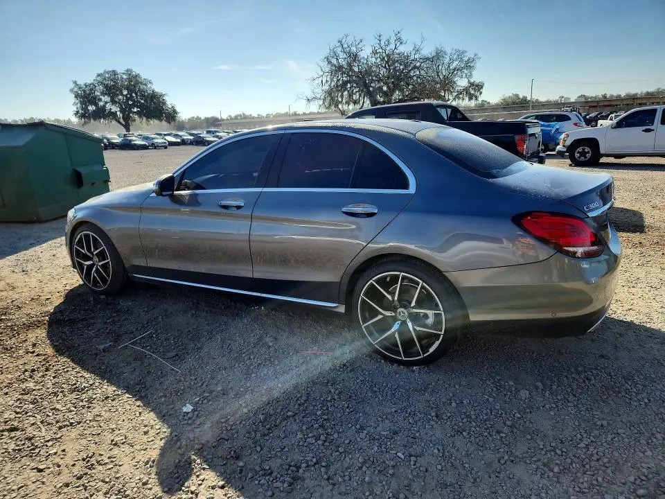 2021 MERCEDES-BENZ C 300  
