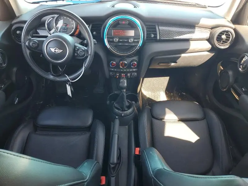 2016 MINI COOPER S  