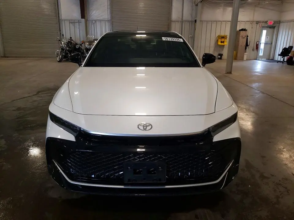 2026 TOYOTA CROWN LIMITED  