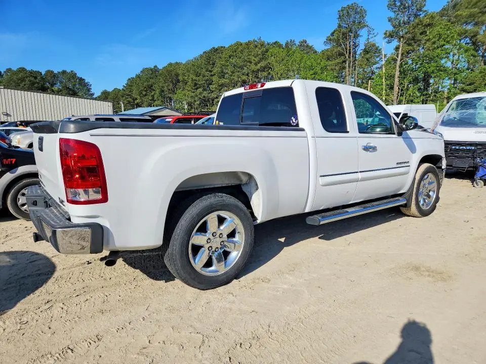 2013 GMC SIERRA K1500 SLE  