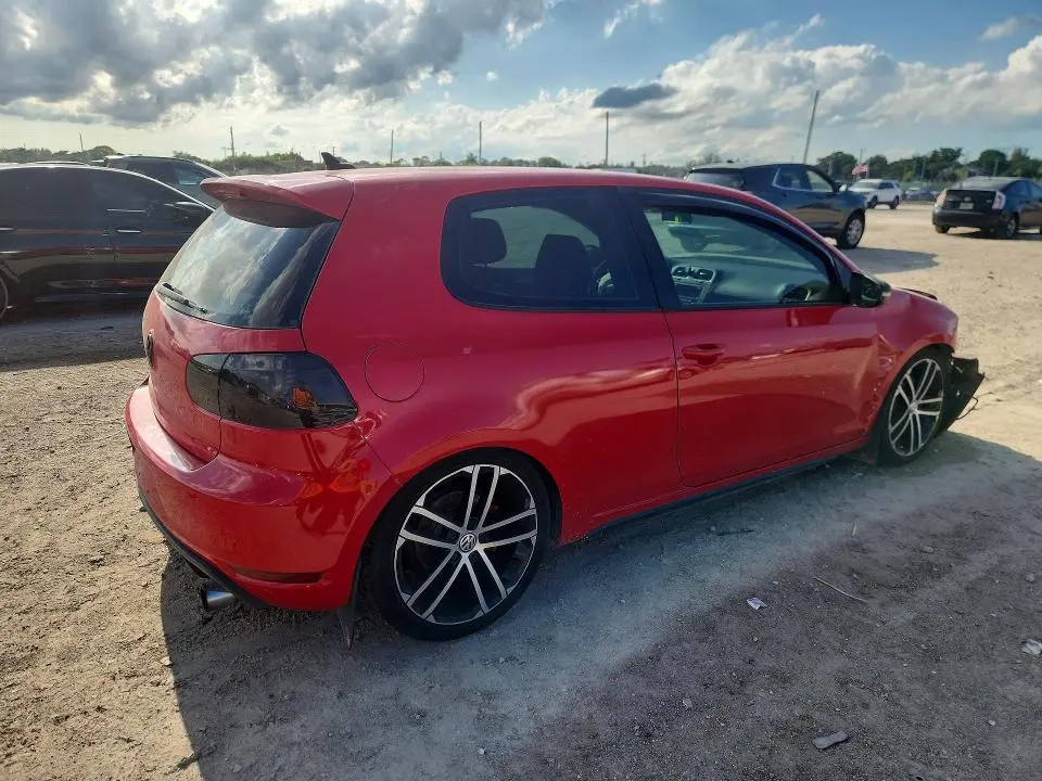 2012 VOLKSWAGEN GTI   