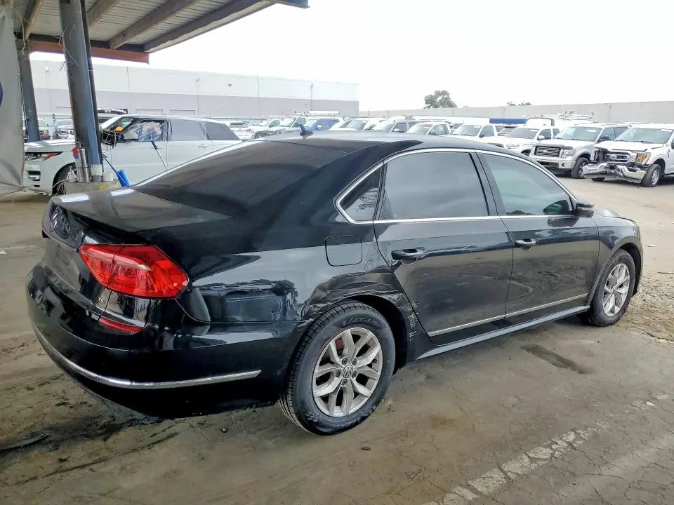 2016 VOLKSWAGEN PASSAT S  