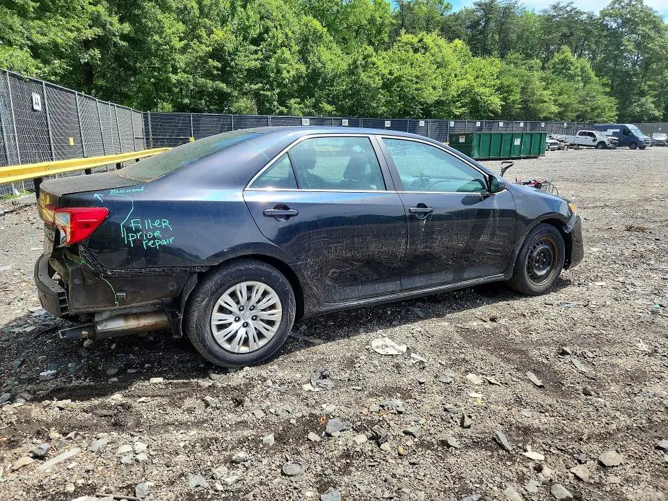 2013 TOYOTA CAMRY LE  