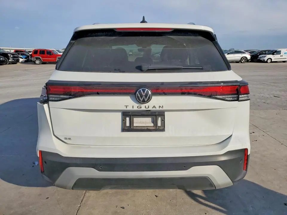 2025 VOLKSWAGEN TIGUAN SE  