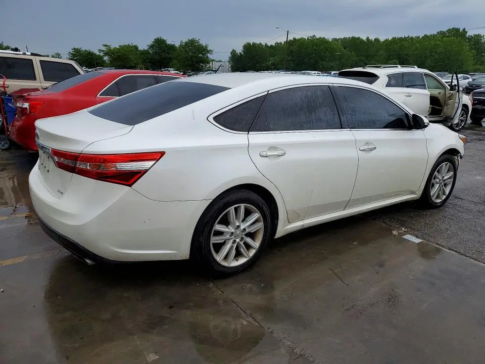 2013 TOYOTA AVALON   