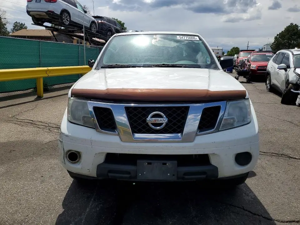 2019 NISSAN FRONTIER SV  