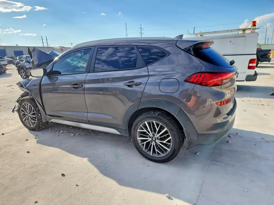 2020 HYUNDAI TUCSON SEL  