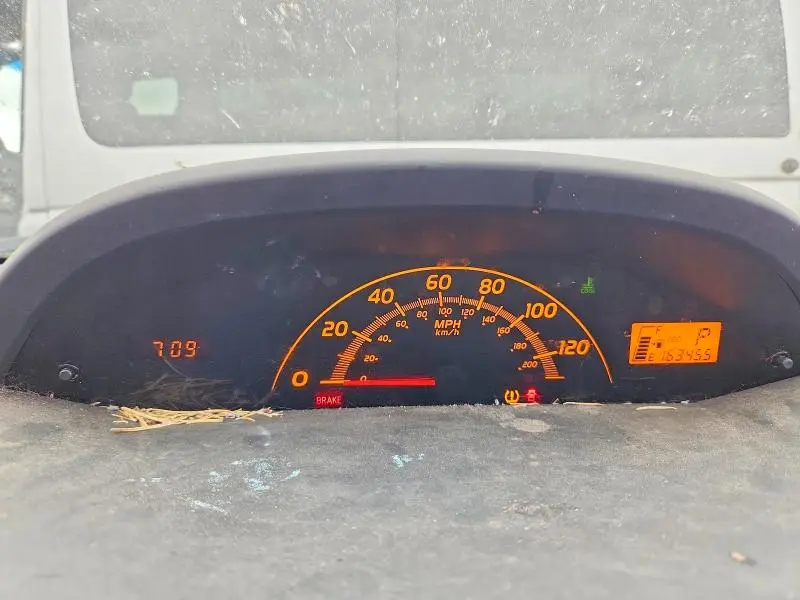 2010 TOYOTA YARIS BASE  