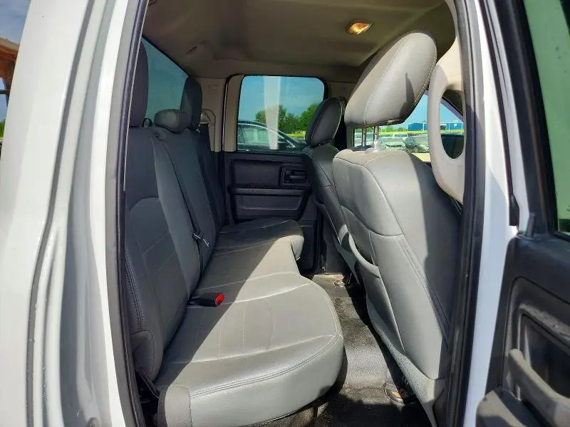 2013 RAM 1500 ST  