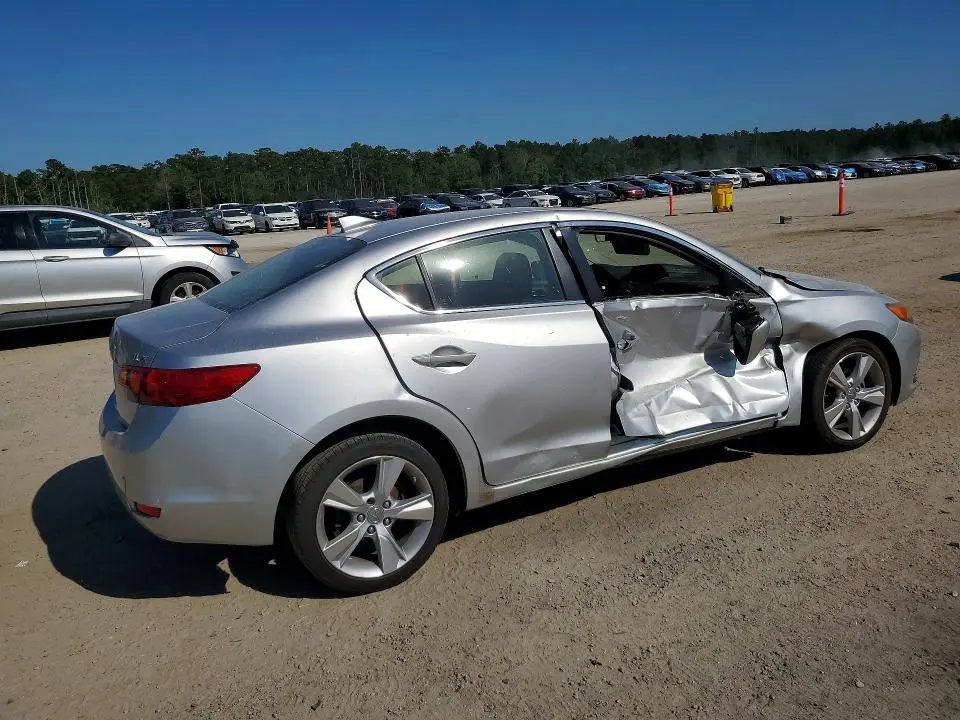 2015 ACURA ILX 20  