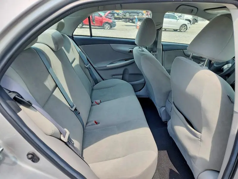 2012 TOYOTA COROLLA LE  