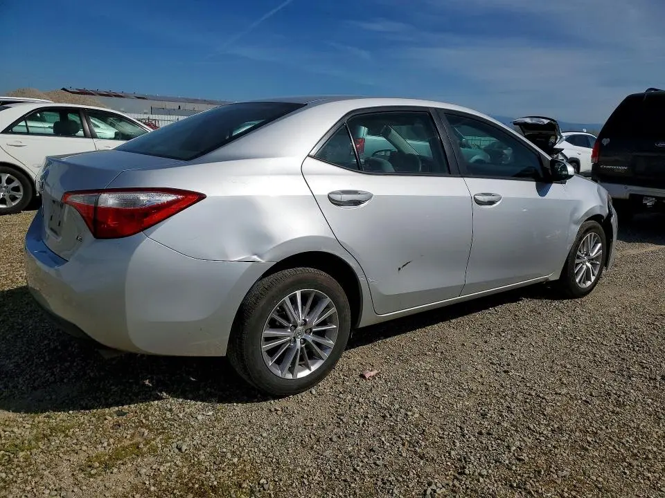 2014 TOYOTA COROLLA LE PLUS  