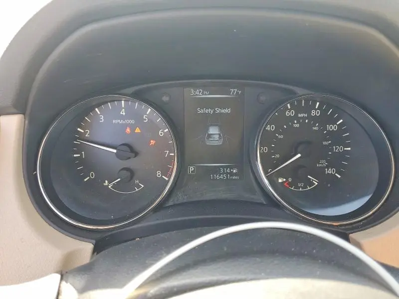 2017 NISSAN ROGUE SL  