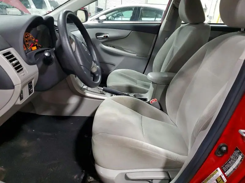 2011 TOYOTA COROLLA LE  