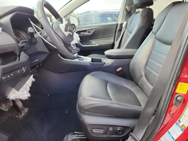 2022 TOYOTA RAV4 XLE PREMIUM  