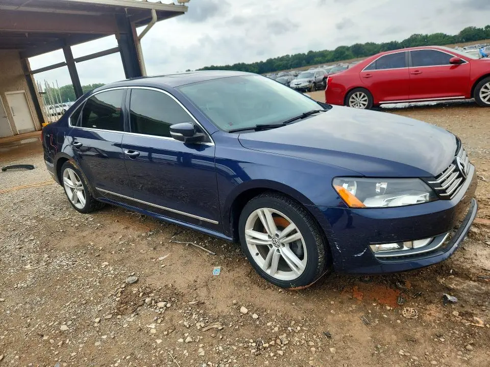2014 VOLKSWAGEN PASSAT SE  