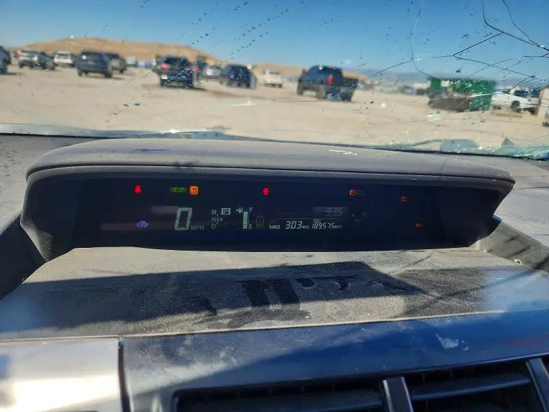 2013 TOYOTA PRIUS V FIVE  
