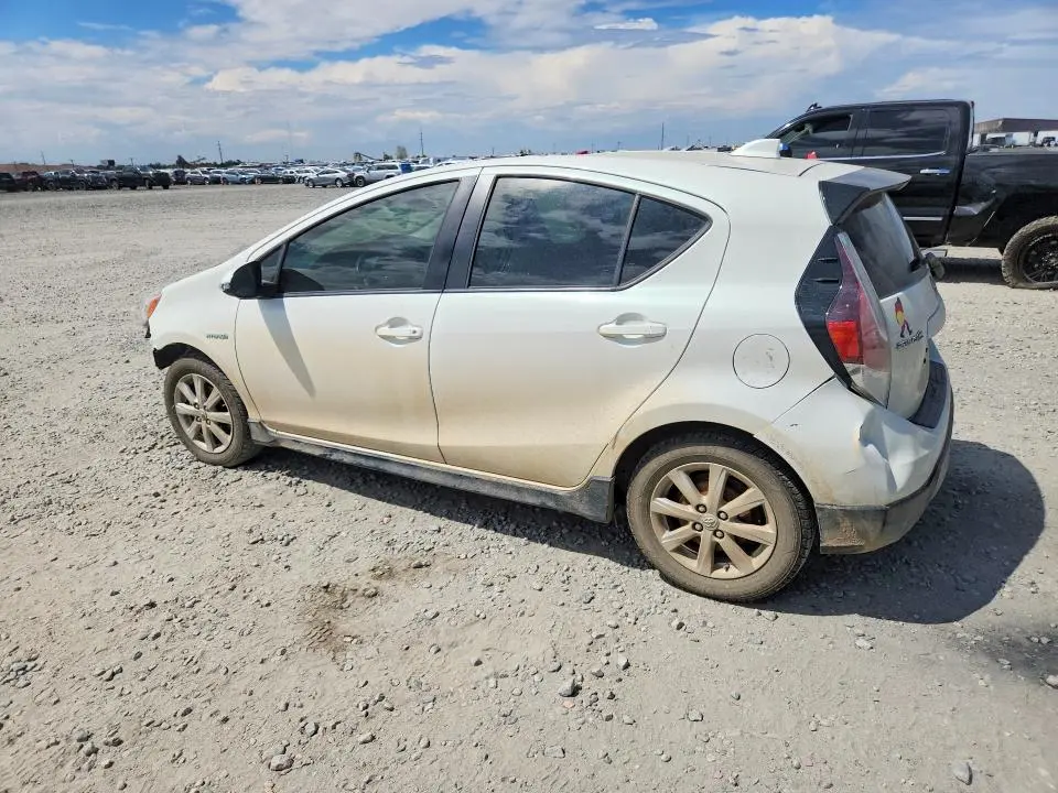 2017 TOYOTA PRIUS C TWO  