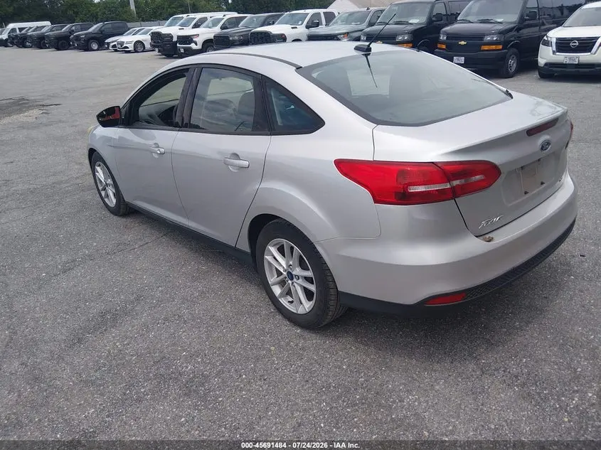 2017 FORD FOCUS SE