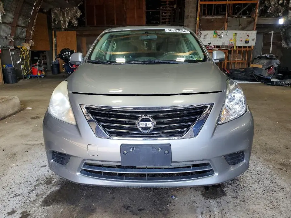 2014 NISSAN VERSA 1.6 SV  