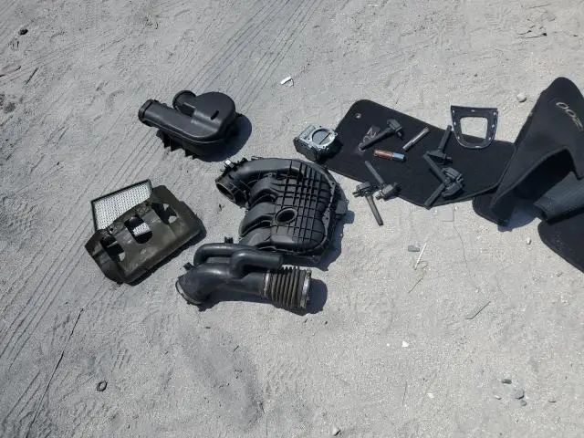 2013 CHRYSLER 200 LIMITED  