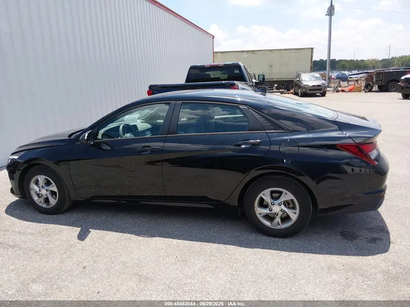 2021 HYUNDAI ELANTRA SE