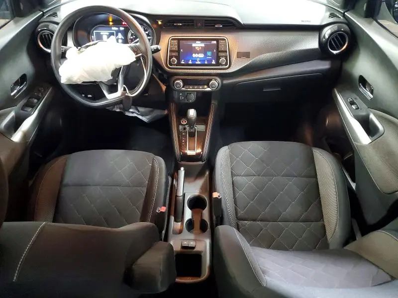 2019 NISSAN KICKS SV  