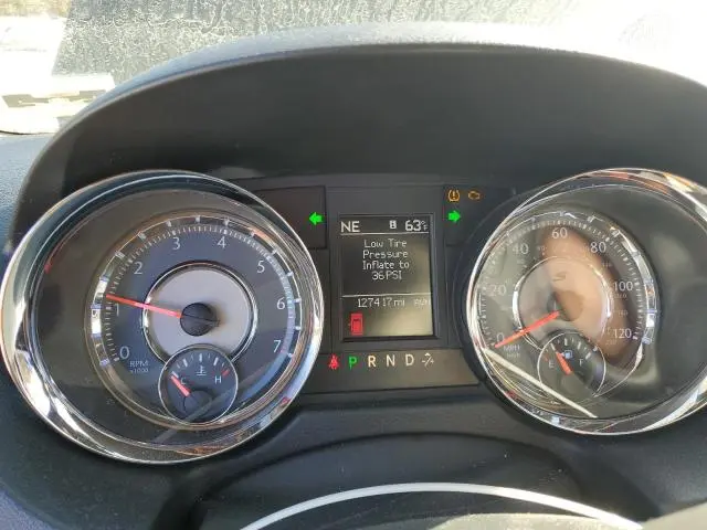 2016 CHRYSLER TOWN & COUNTRY S  