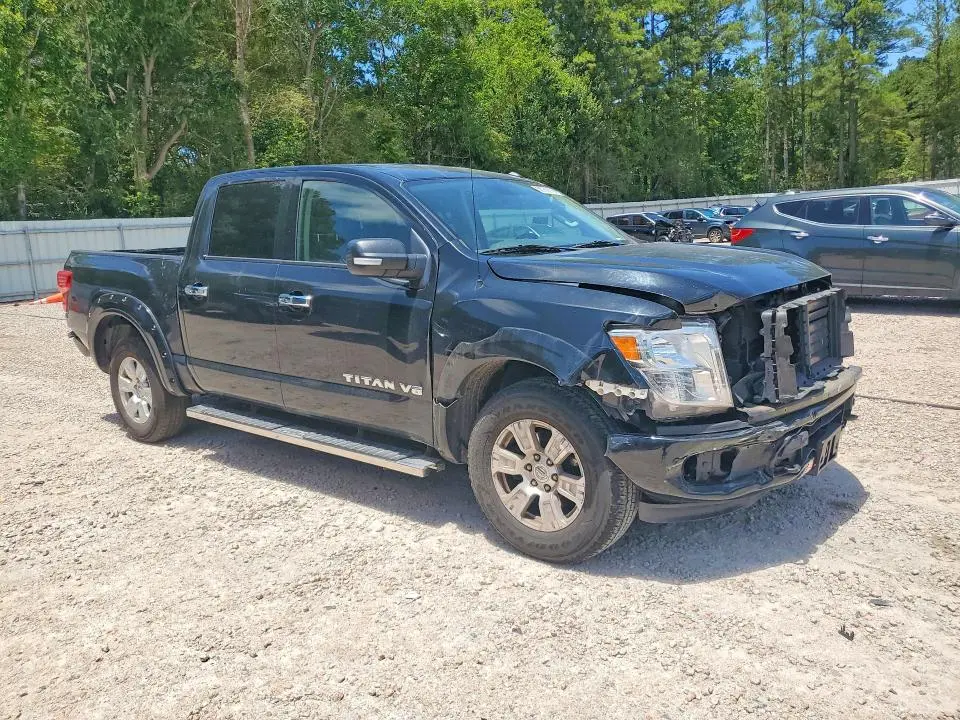 2019 NISSAN TITAN SV  