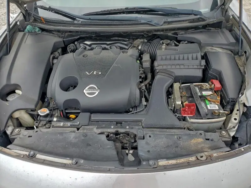 2013 NISSAN MAXIMA S  